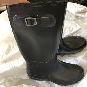 Rain boots